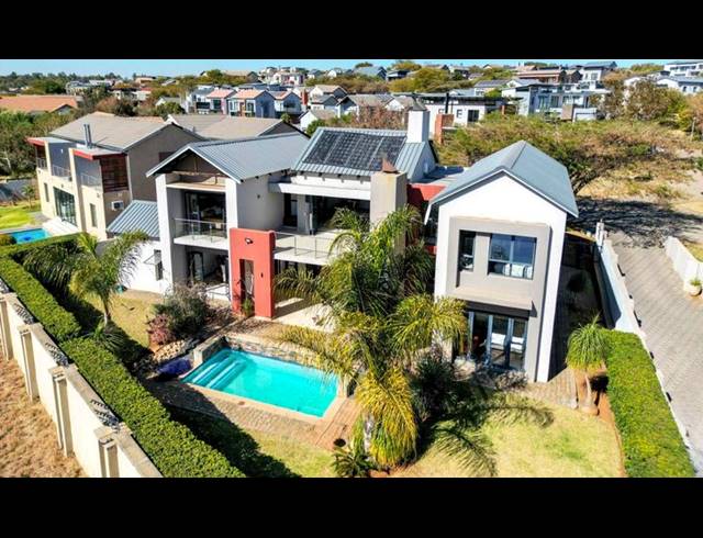 4 BEDROOM HOUSE FOR SALE IN COPPERLEAF ESTATE